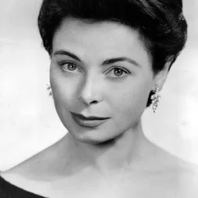 Photo star :  Siobhán McKenna