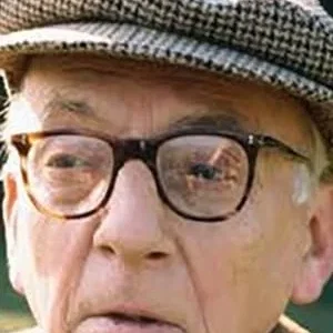  Erik Chitty