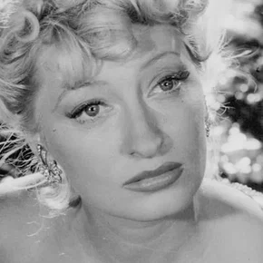 Photo star :  Gudrun Brost