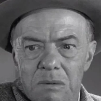  Russell Collins