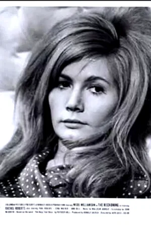  Ann Bell