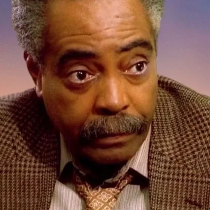  Gilbert Lewis