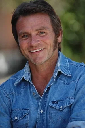  Douglas Bennett photo
