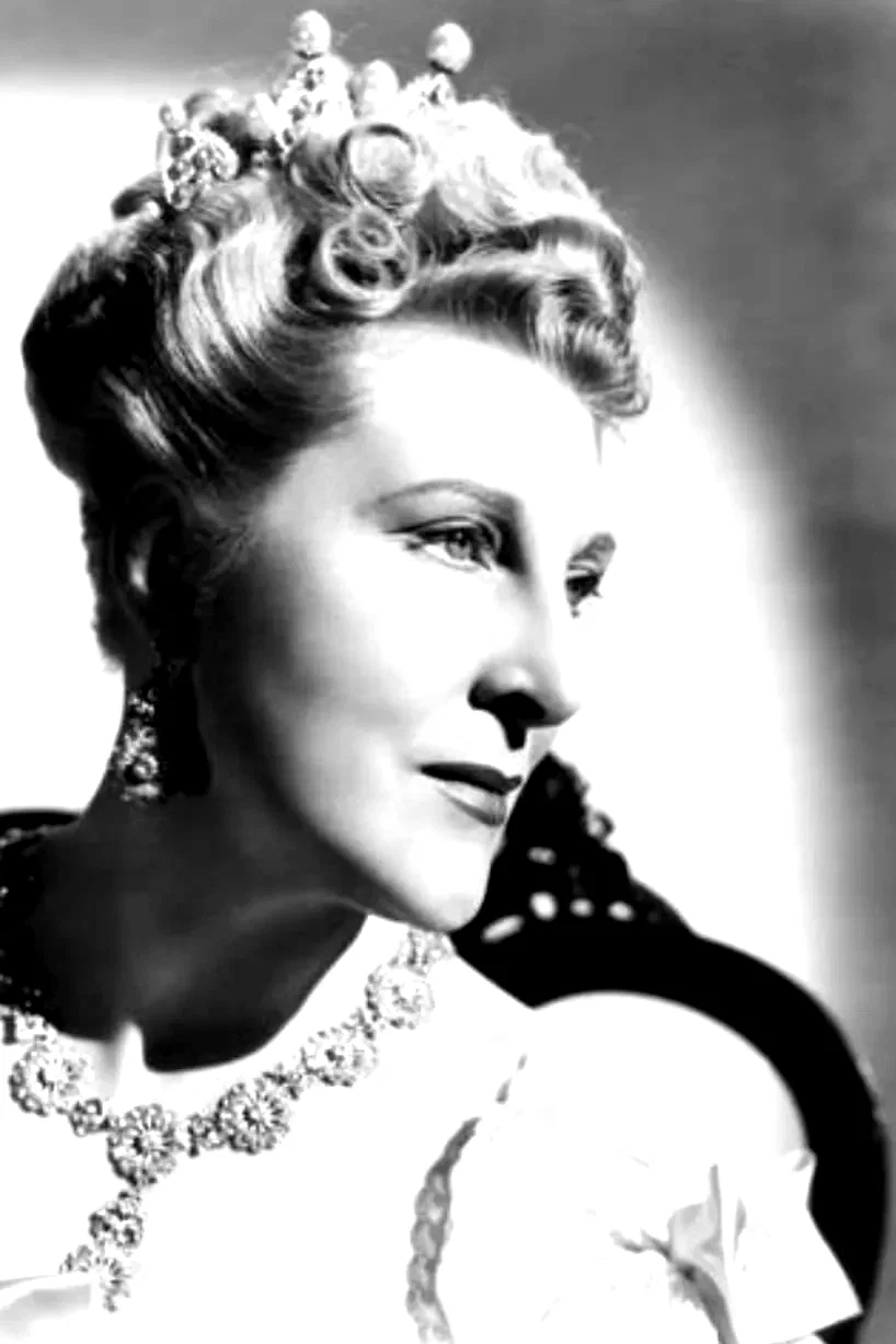 Isobel Elsom