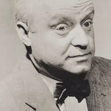 Larry Gates