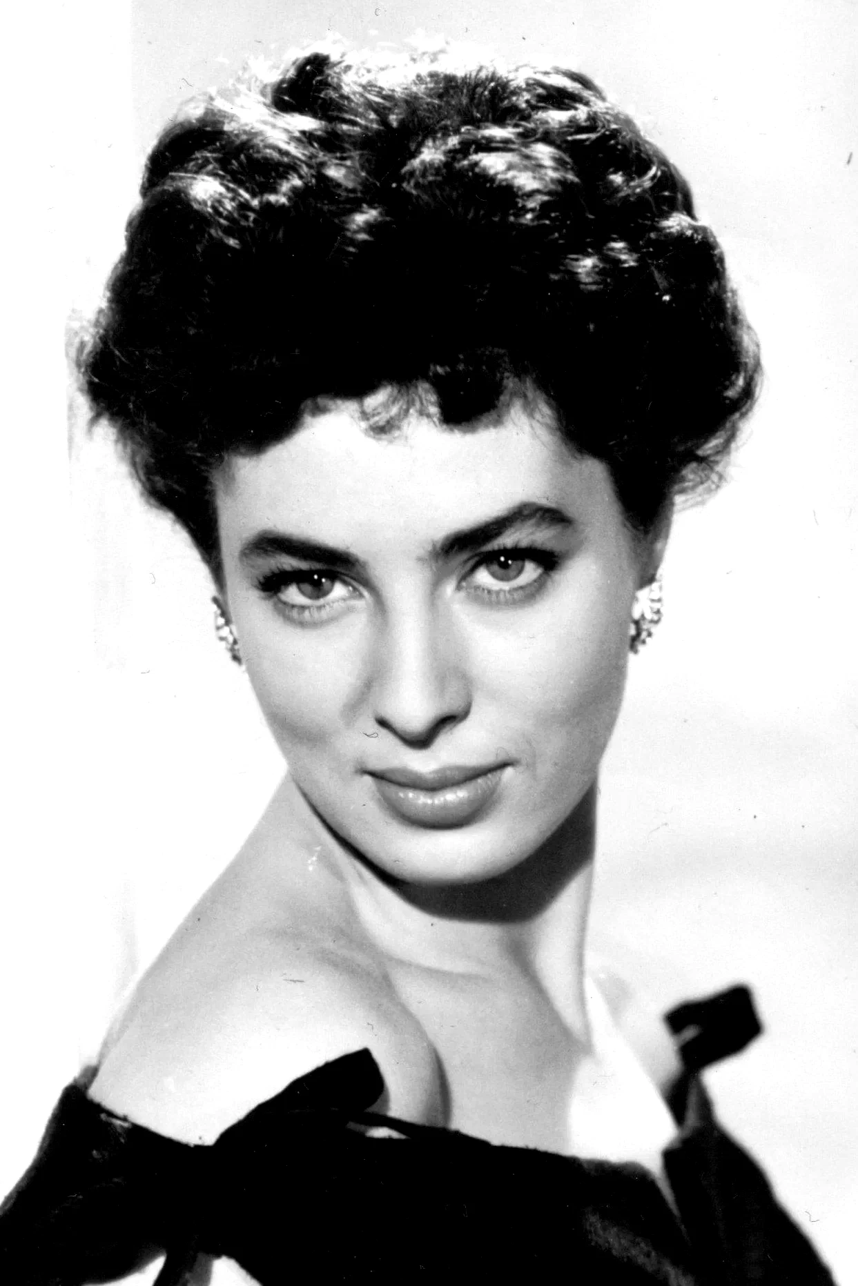  Rita Gam