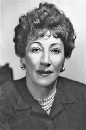  Martita Hunt