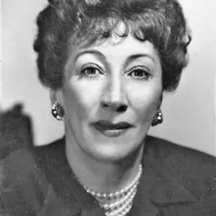  Martita Hunt