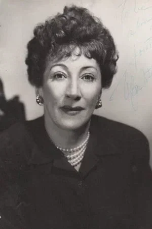  Martita Hunt photo