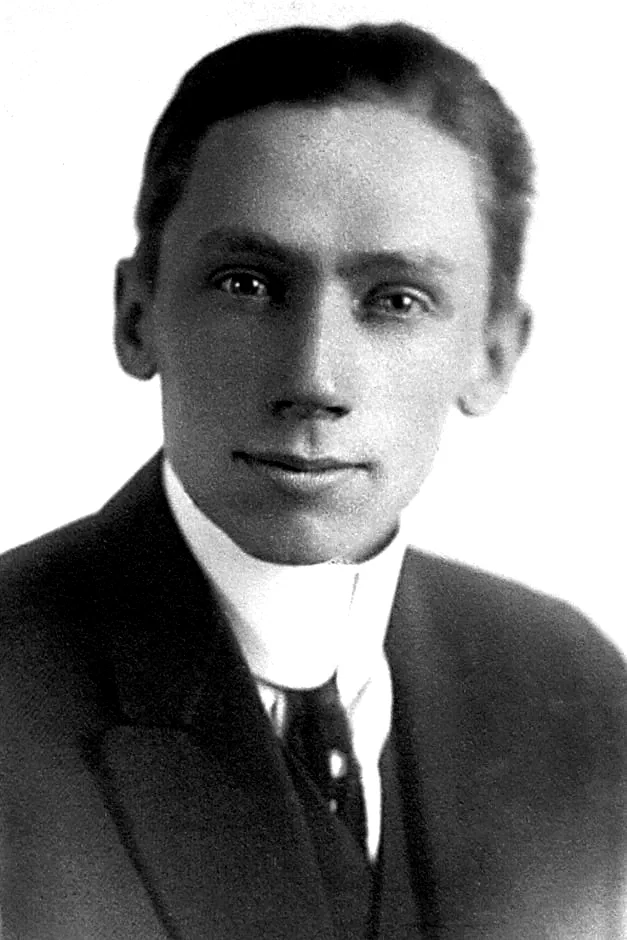  Victor Potel
