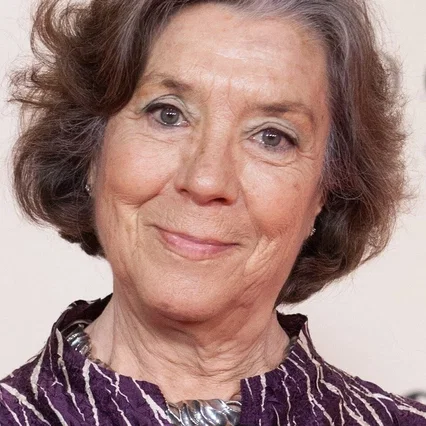  Alicia Sanchez