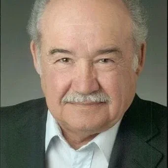  Everett Sifuentes