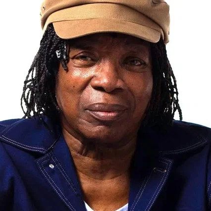  Milton Nascimento