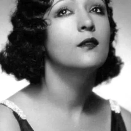 Celia Montalvan