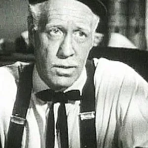  Frank Marlowe