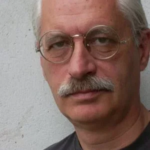  Gianfranco Manfredi