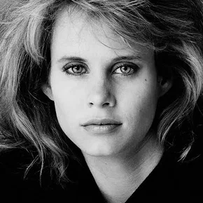 Photo star :  Lori Singer