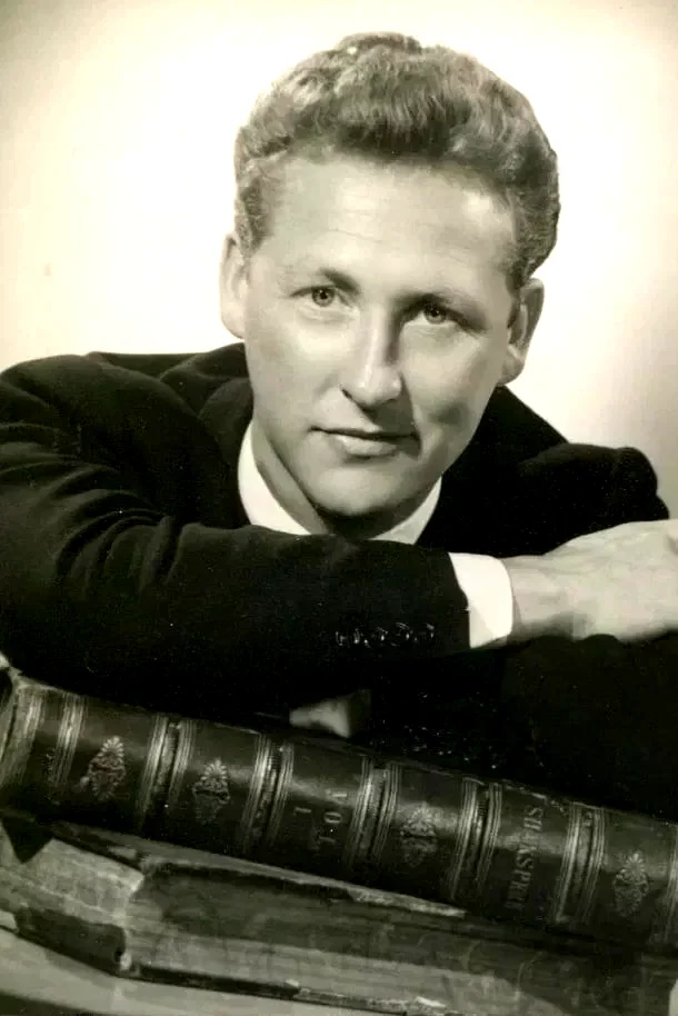  Vincent Ball
