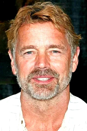  John Schneider