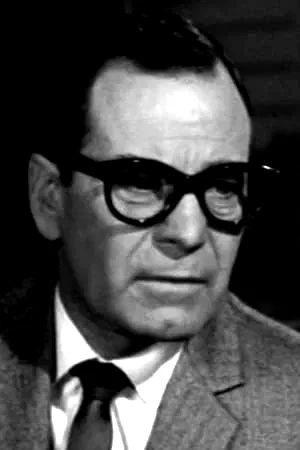  Walter Brooke
