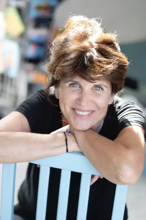  Patricia Elig