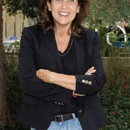  Patricia Elig