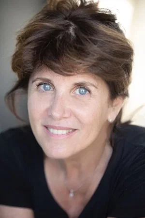  Patricia Elig