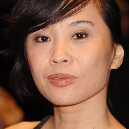 Sook Yin Lee