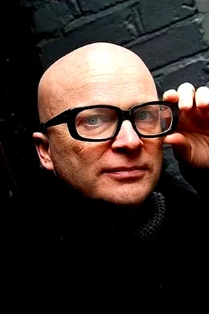  Dominic Savage
