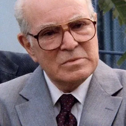 Stephen Elliott