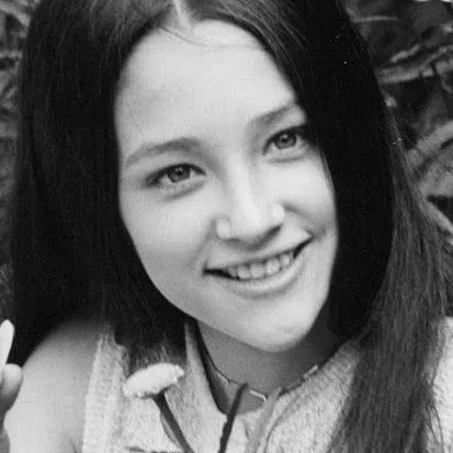  Olivia Hussey