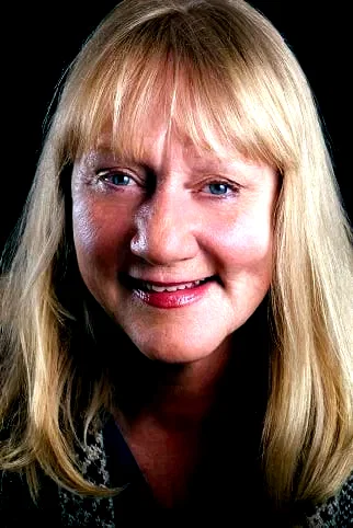 Deanna Oliver