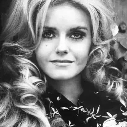 Sharon Farrell