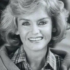 Photo star : Sharon Farrell