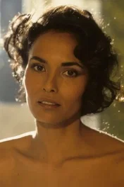  Laura Gemser