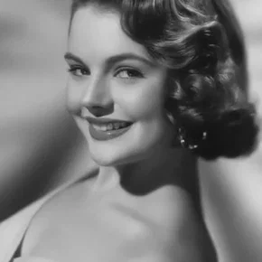 Photo star : Myrna Hansen