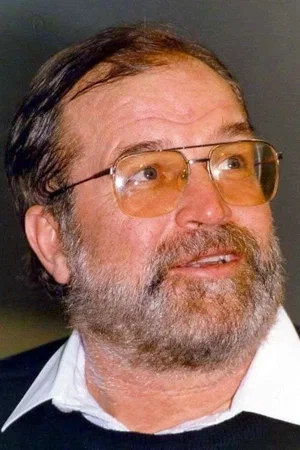  István Bujtor photo