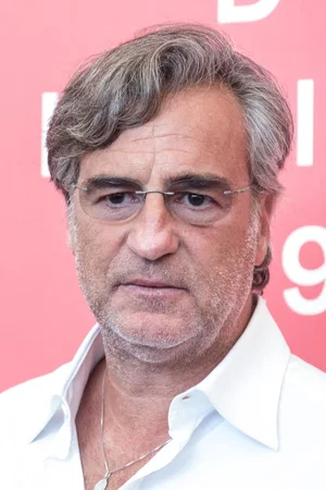 Max Tortora