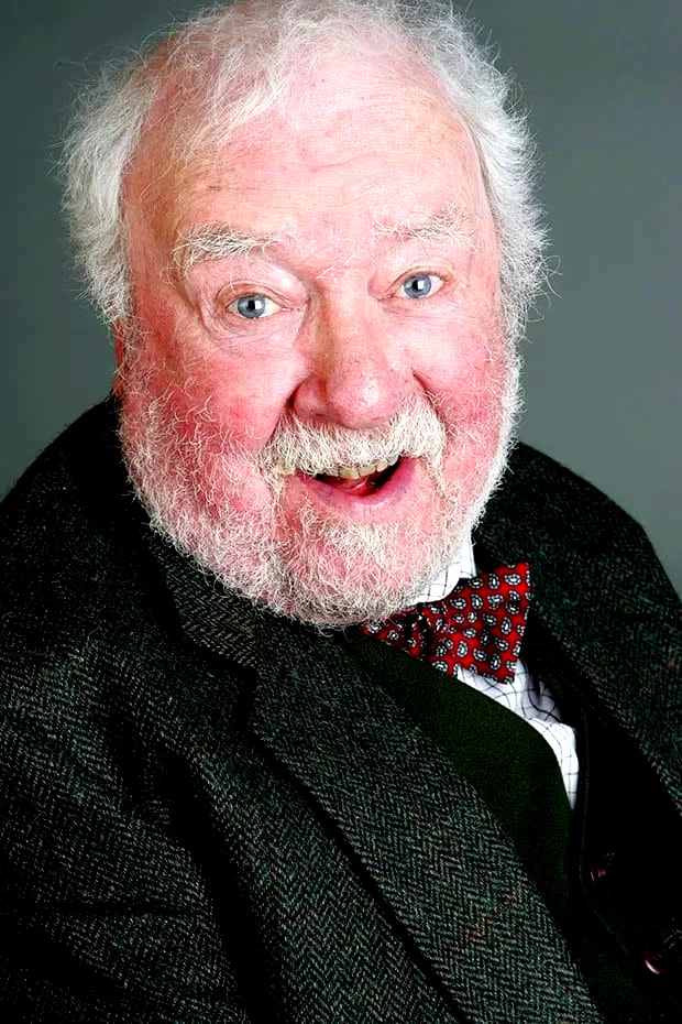 Freddie Jones
