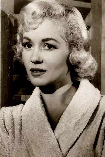  Barbara Laage