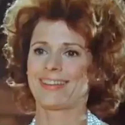  Joan Hotchkis