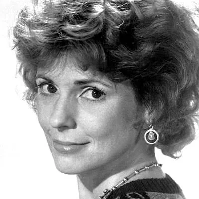  Joan Hotchkis
