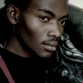 Photo star :  Bolaji Badejo