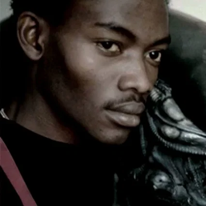  Bolaji Badejo