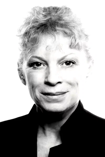  Holly De Jong