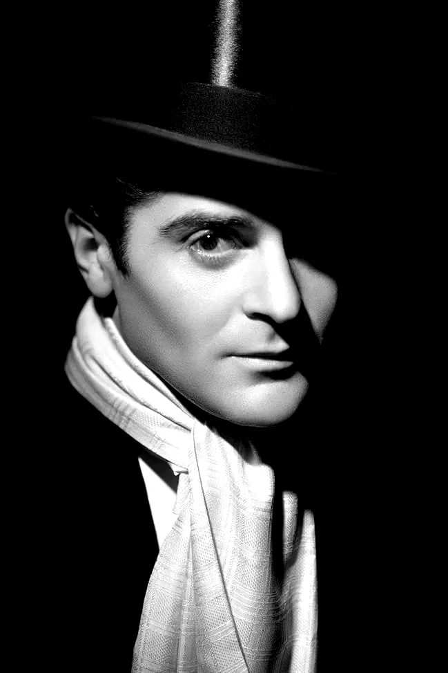  Francis Lederer