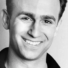 Photo star : Joe Guzaldo