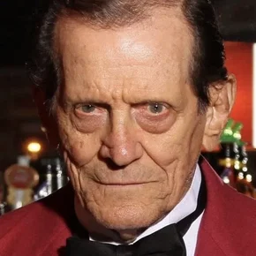 Photo star : Joe Turkel