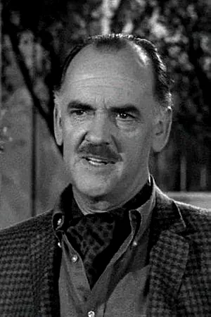  Larry Keating