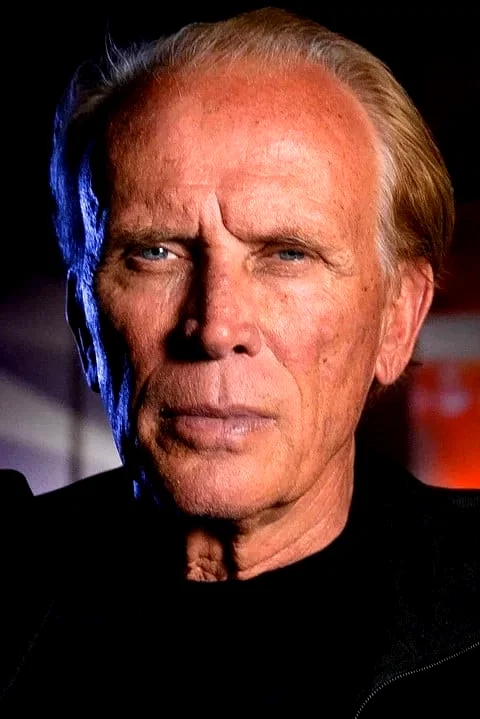 Peter Weller